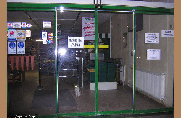 Oeps, de winkel is al gesloten en ik er nog in...